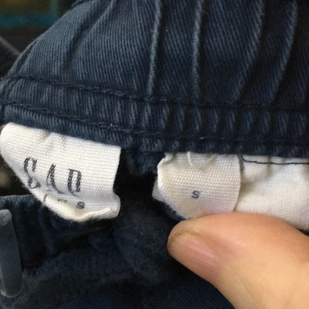 Gap kids shorts small
